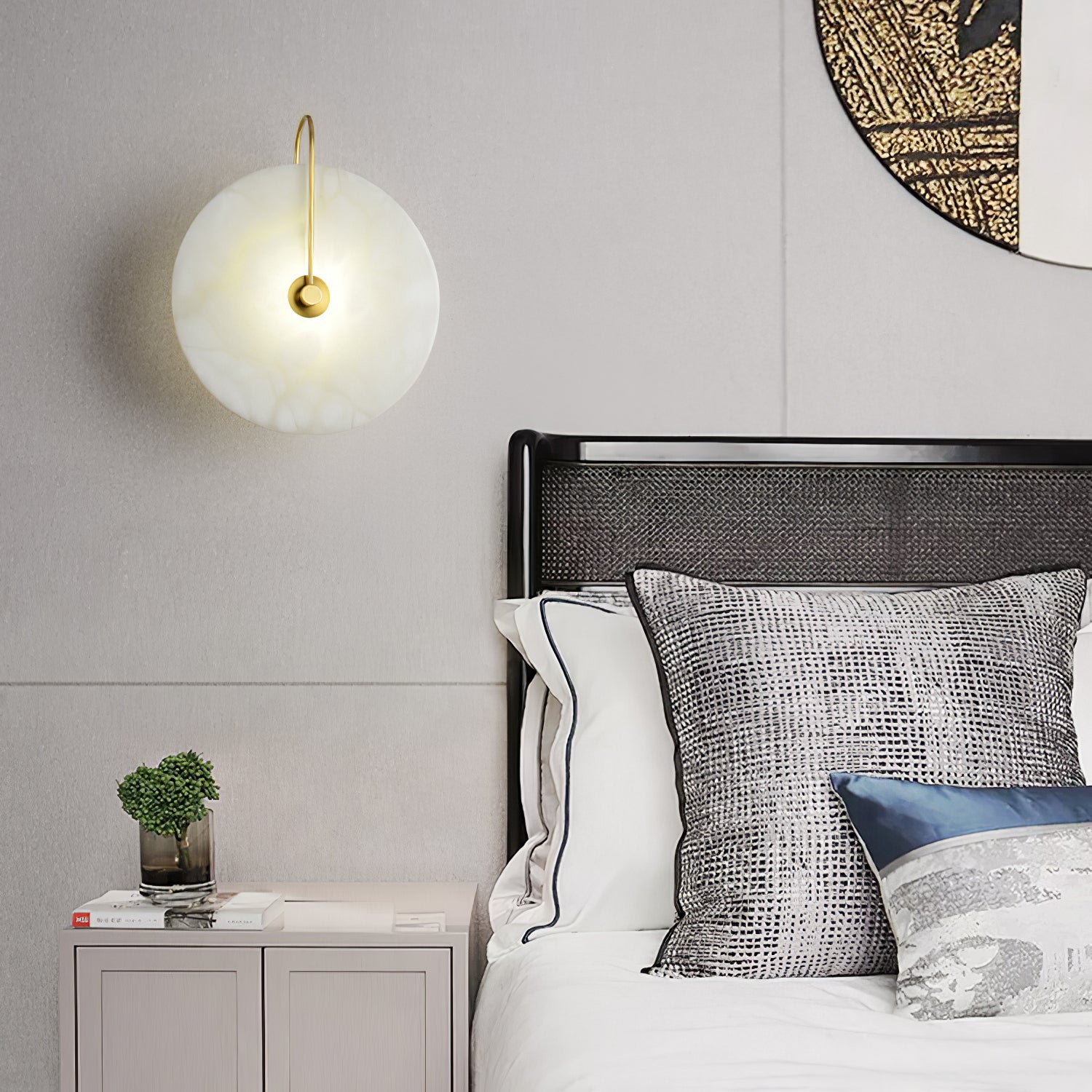 Alabaster_LED_Wall_Lamp-_8.jpg