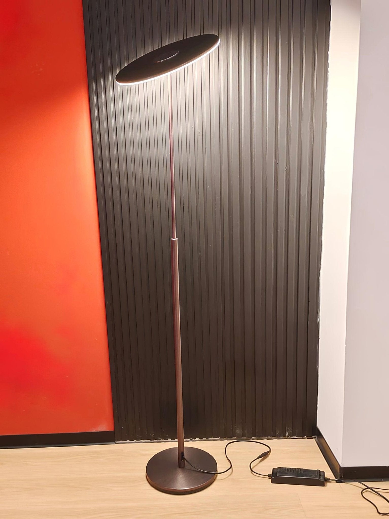 Ambra_LED_Floor_Lamp_7-662362.jpg
