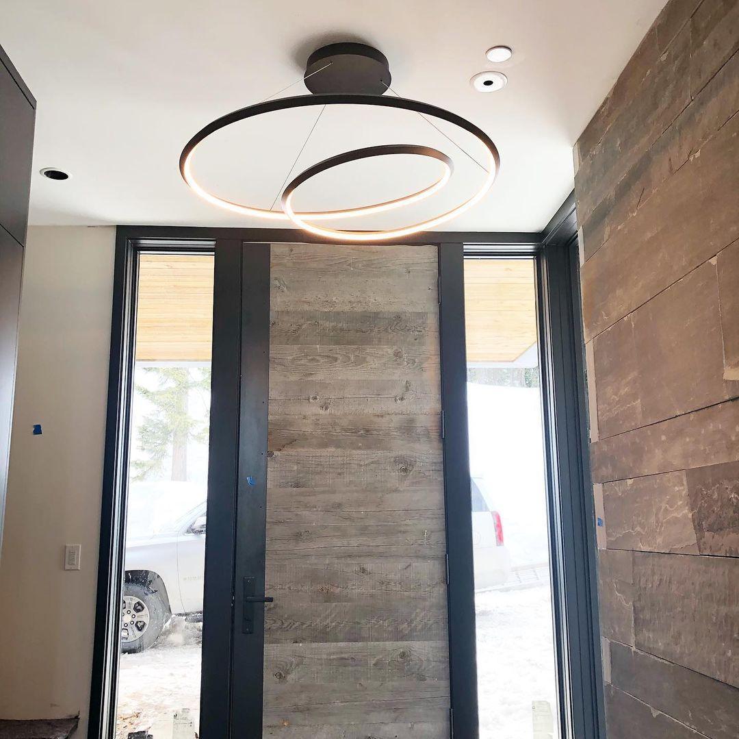 Ampersand_Chandelier_2.jpg