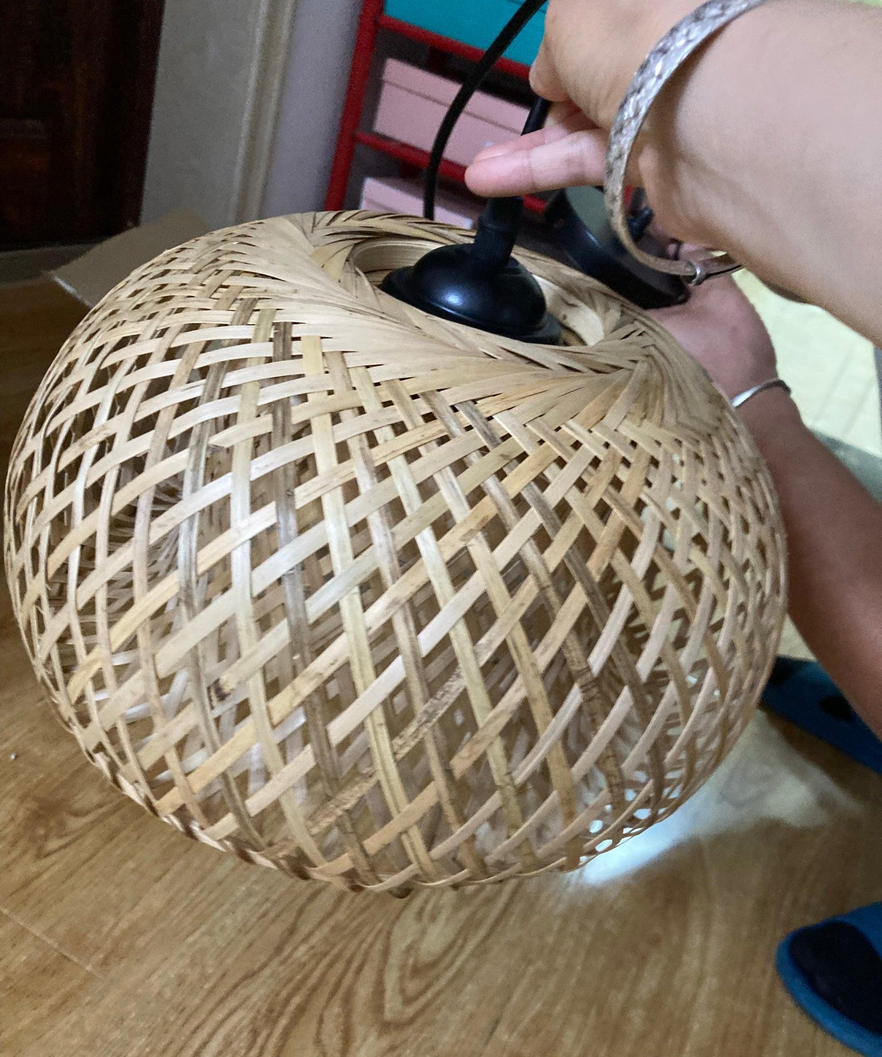 Bamboo_braided_lamp_23.jpg