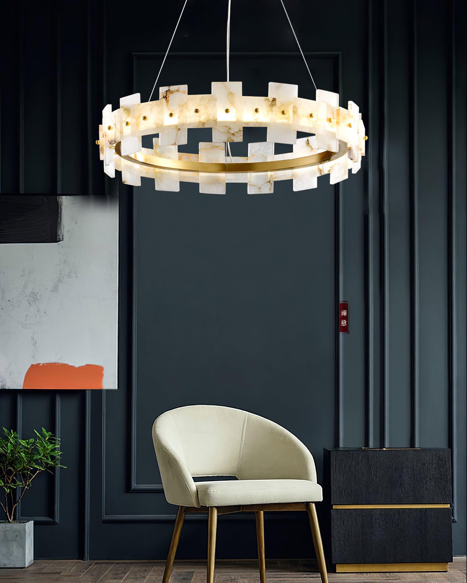 Chandelier_18.jpg