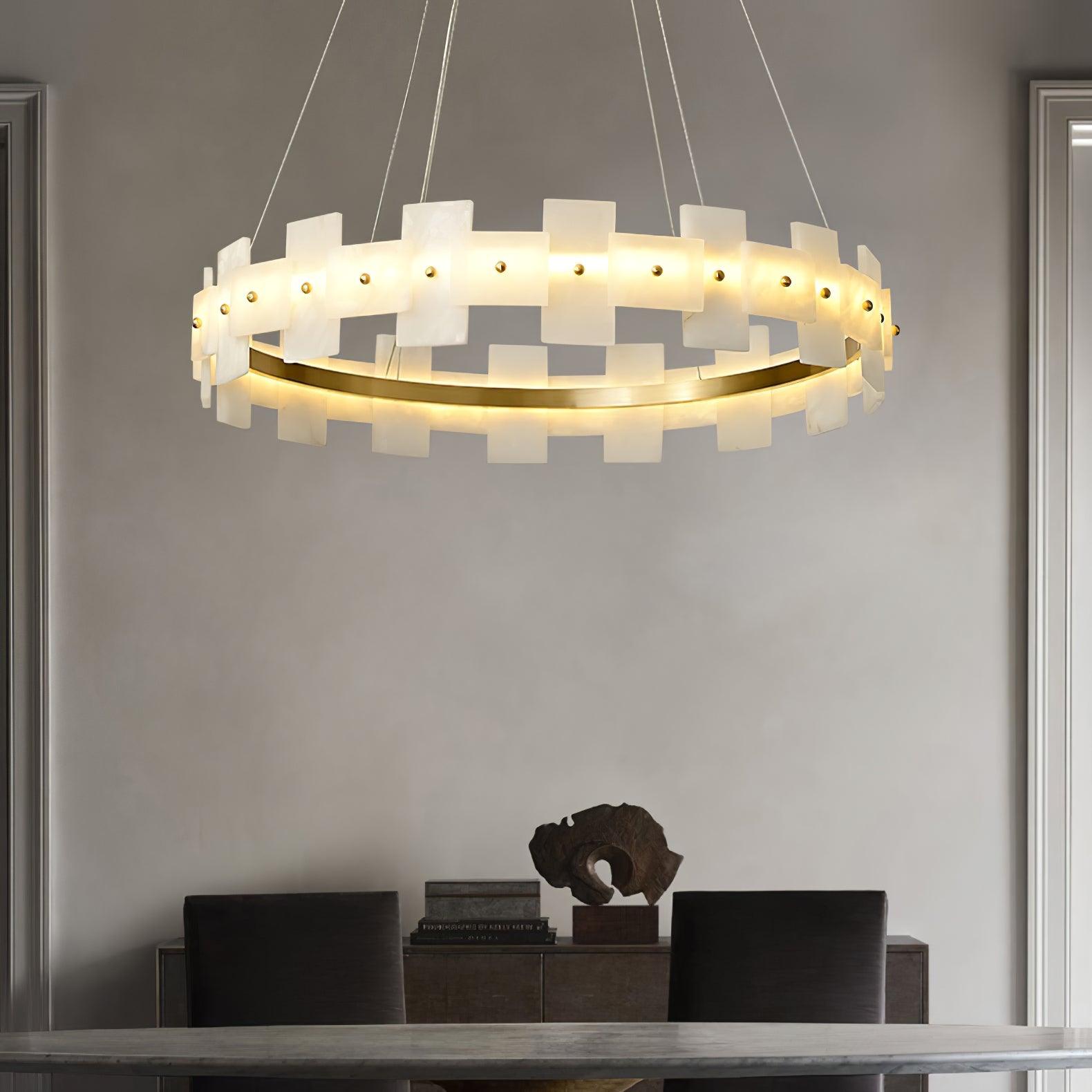 Chandelier_4.jpg