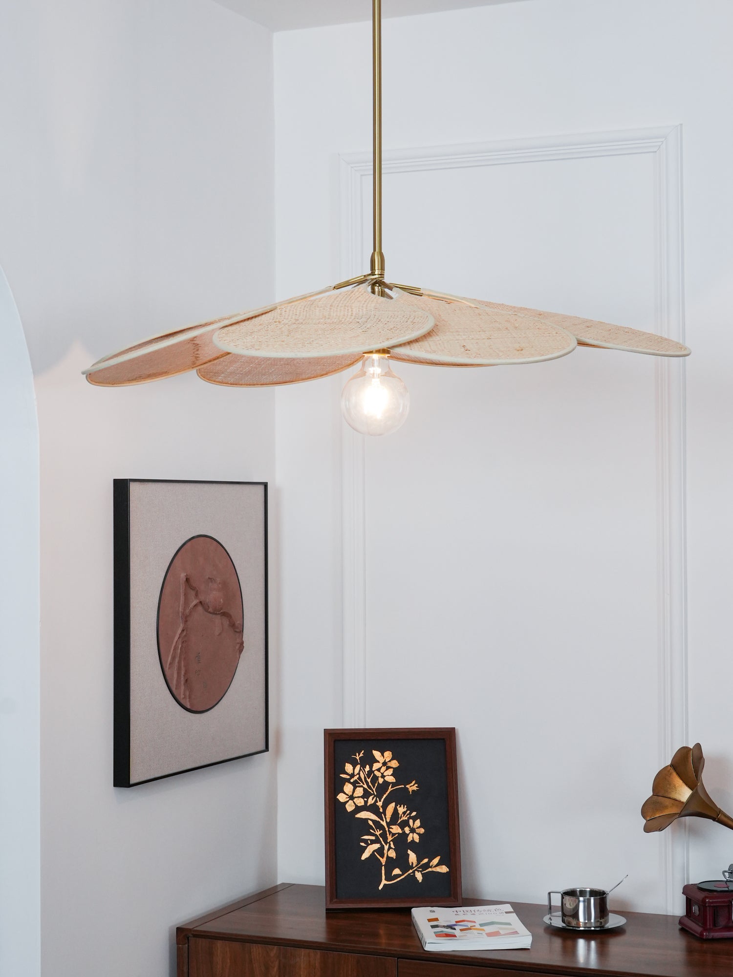 Petals_Bloom_Pendant_Lamp__20.jpg