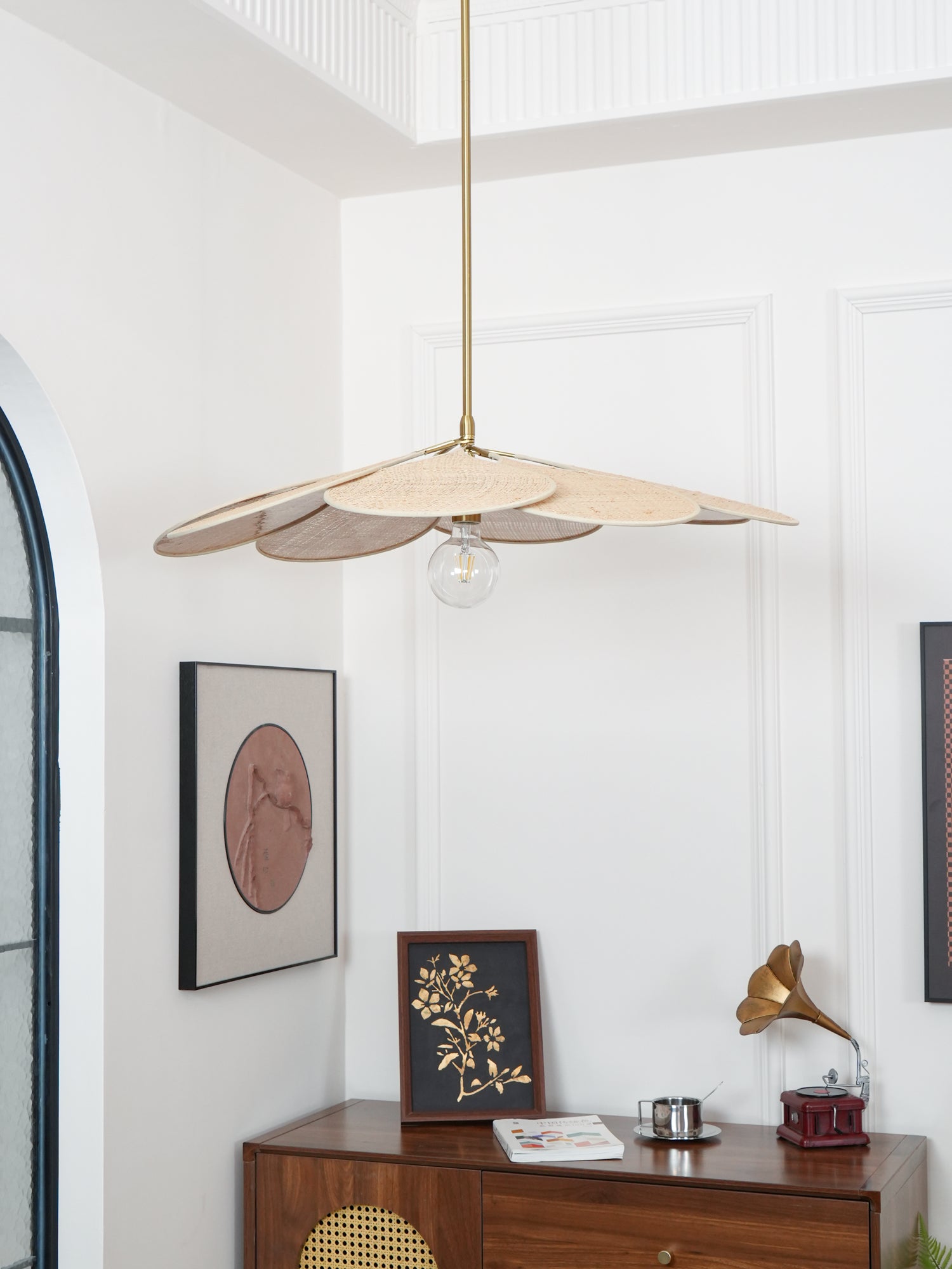 Petals_Bloom_Pendant_Lamp__3.jpg