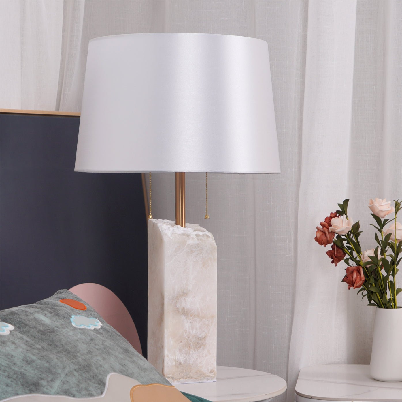 Raw_Alabaster_Table_Lamp_13_d529bd2a-1c2e-4f34-9147-67c4c8124d1c-584904.jpg